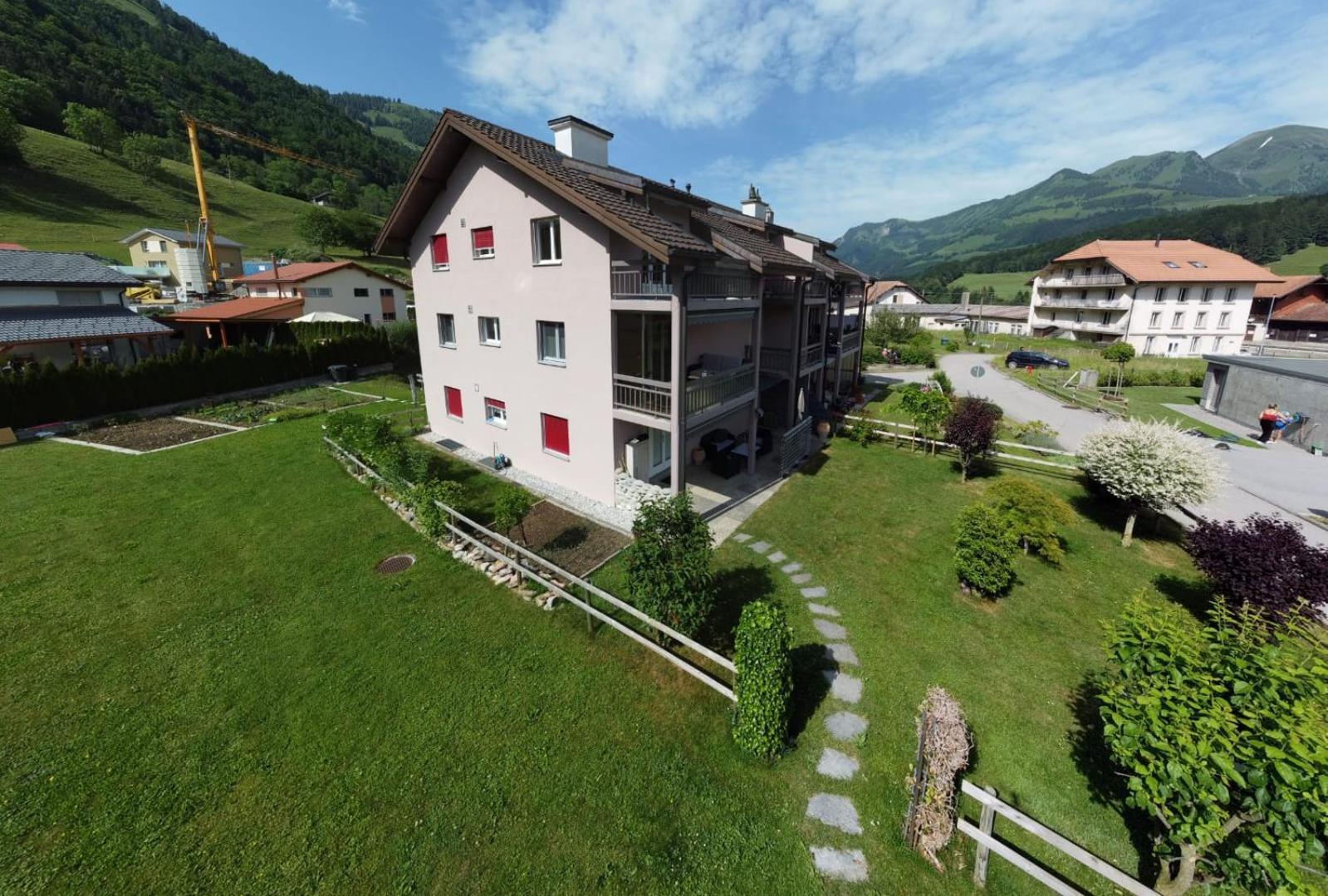 Gruyere Alpes Appartement 3 Chambres Bbq Parking Neirivue Exterior foto